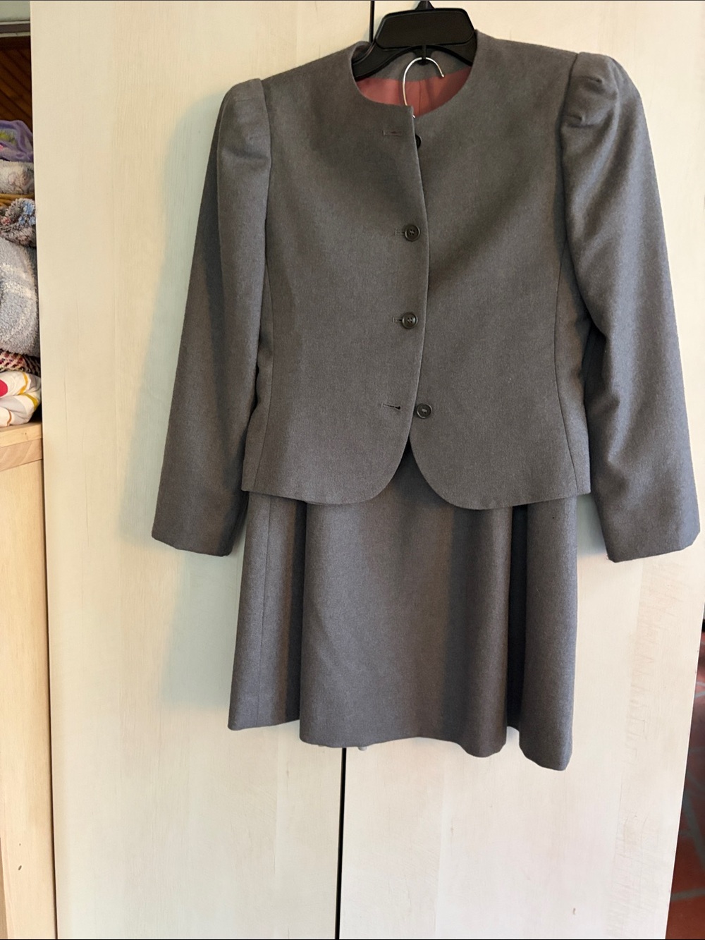 Women's Tailored Gray Two-Piece Blazer and Skirt Set